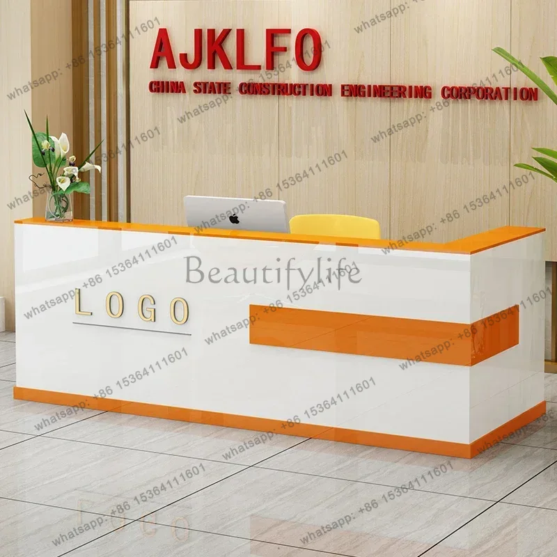منضدة استقبال فاخرة بتصميم عتي - مراجعة Office Furniture Bali وسعره