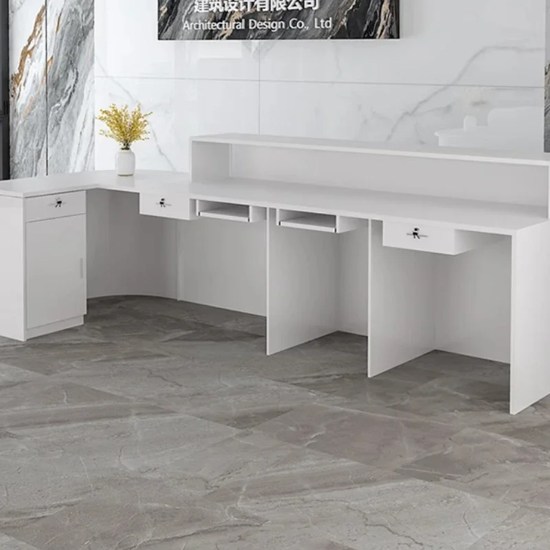 مكتب استقبال فاخر للتخزين، ديك - مراجعة Office Furniture Bali وسعره