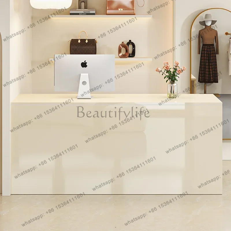 مكاتب استقبال فاخرة للصالونات  - مراجعة Office Furniture Bali وسعره